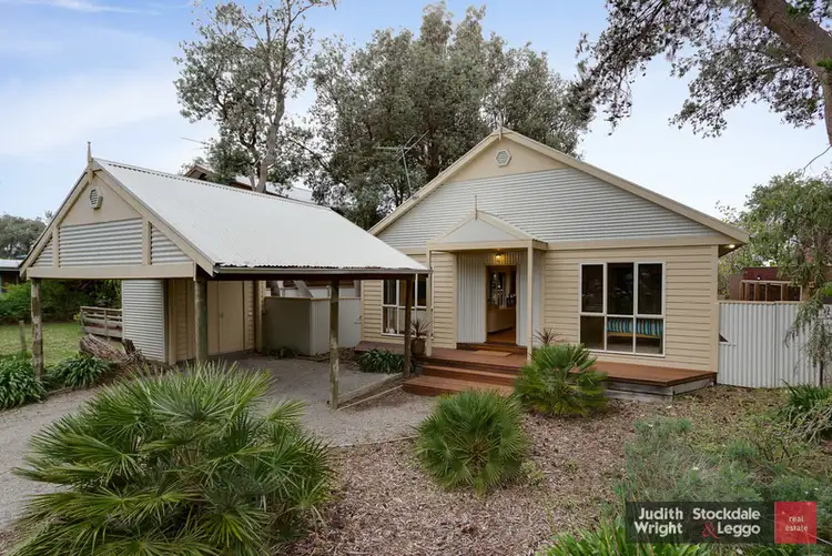 14 Bruce Road, Silverleaves VIC 3922