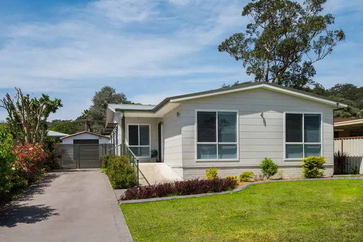 74 North Crescent, Wyoming NSW 2250