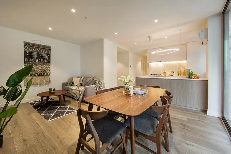 801/5 Elgar Court, Doncaster VIC 3108