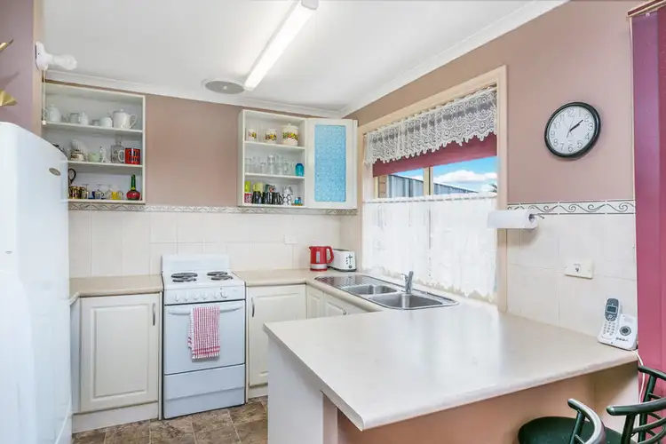 Fifth view of Homely house listing, 27 Melsetter Road, Huntfield Heights SA 5163