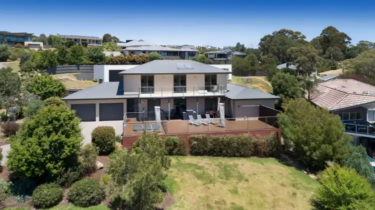 3 Shona Place, Mount Martha VIC 3934