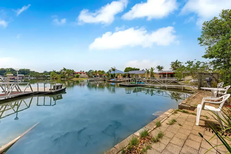 31 Mainsail Street, Currumbin Waters QLD 4223