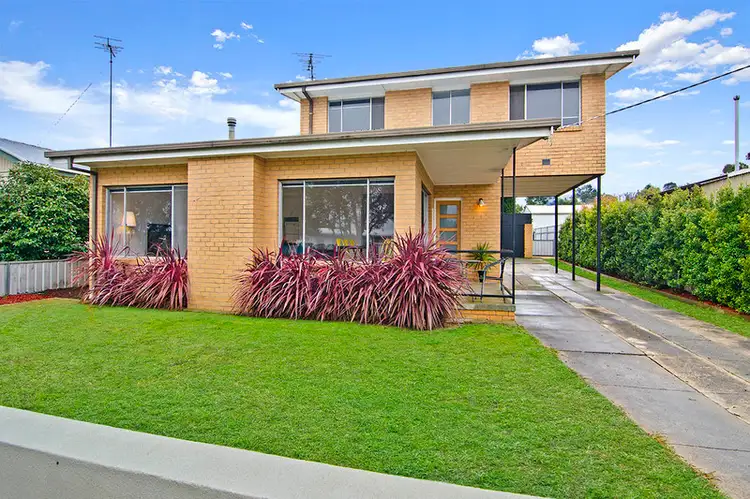 21 May Street, Hamilton VIC 3300