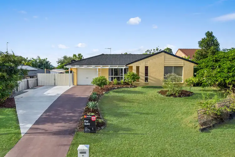 Second view of Homely house listing, 10 Issell Place, Highland Park QLD 4211