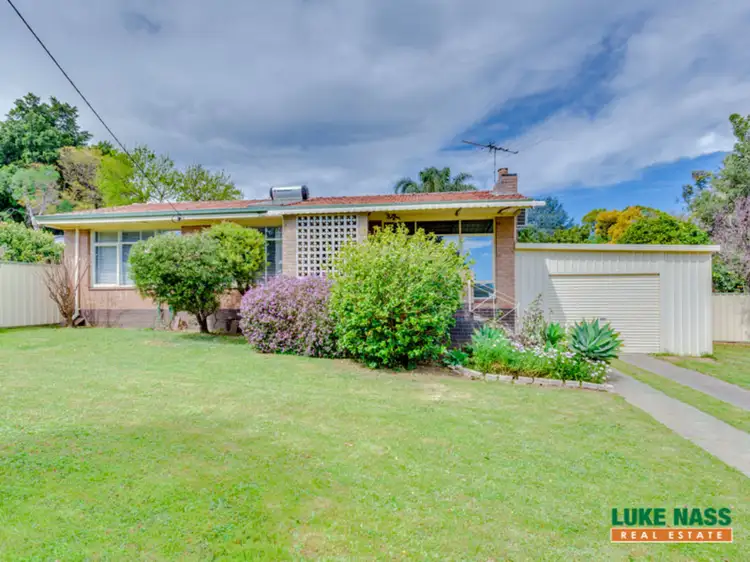 5 Steve Street, Kelmscott WA 6111