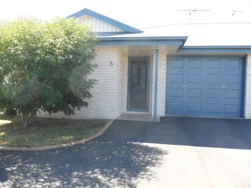 Main view of Homely unit listing, 5/100 Clark, Clifton QLD 4361