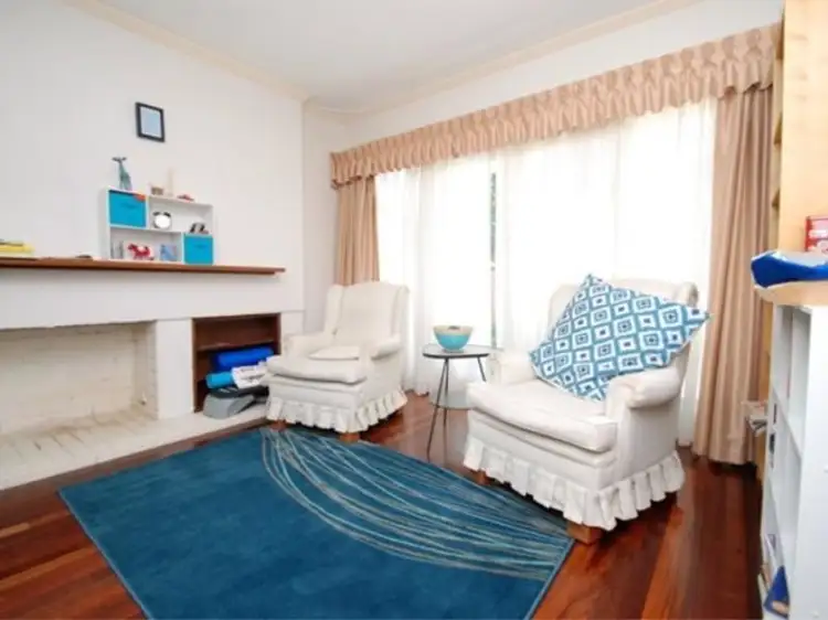 Second view of Homely house listing, 5 Ridgewood Way, Ferndale WA 6148