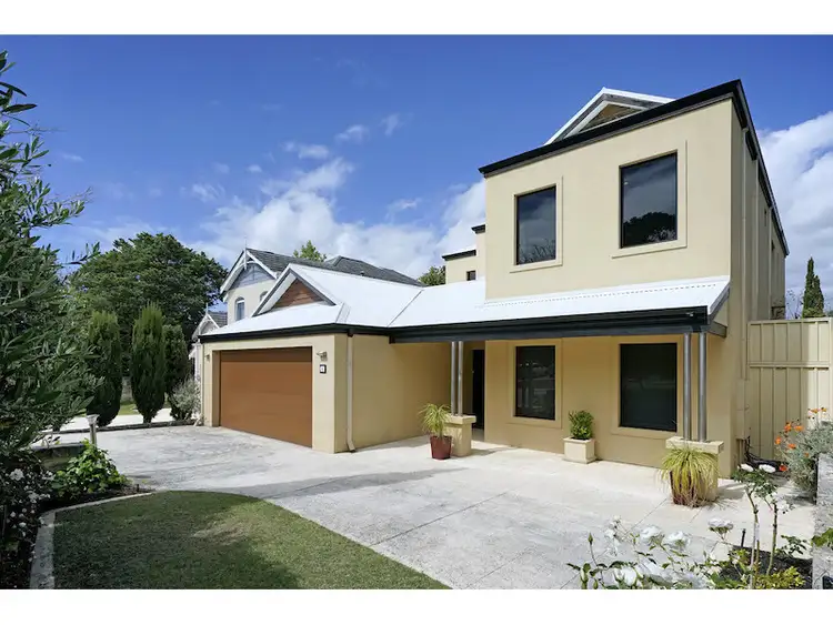 16 View Road, Mount Pleasant WA 6153