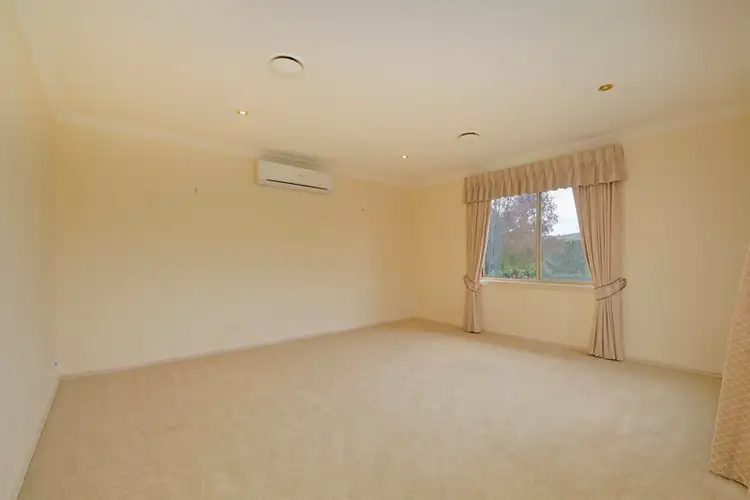 Seventh view of Homely house listing, 4 Dampier Close, Traralgon VIC 3844