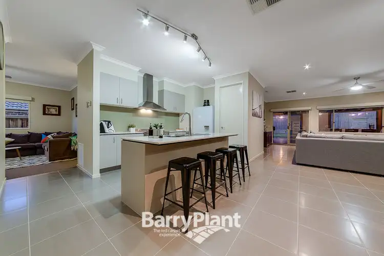 Fourth view of Homely house listing, 8 Hayden Grove, Pakenham VIC 3810