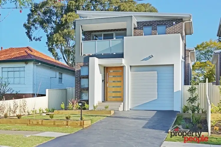 29B Chesham Parade, Glenfield NSW 2167