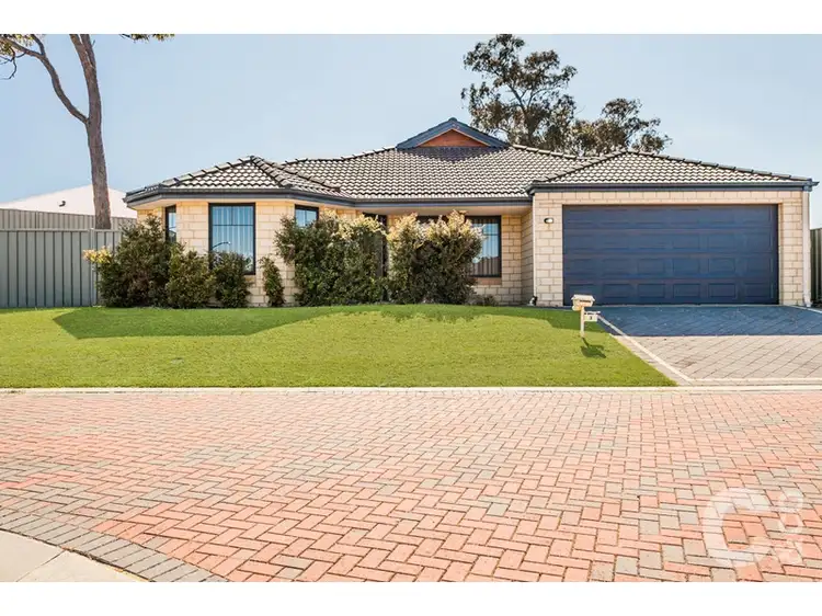 3 Taunton Mews, Leda WA 6170
