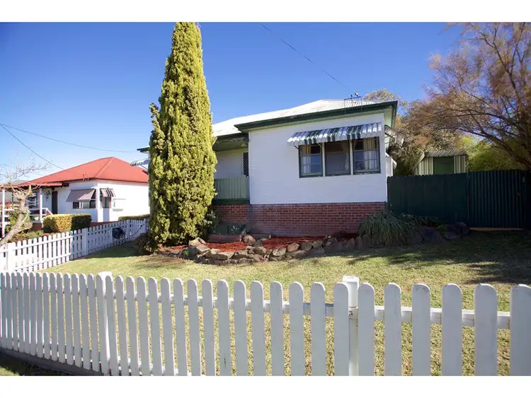 3 Henderson Street, West Bathurst NSW 2795