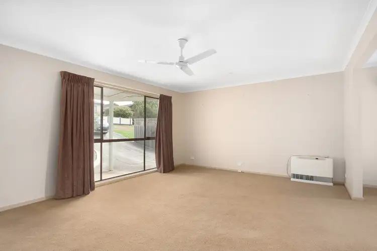 Second view of Homely house listing, 40 Buln Buln Road, Drouin VIC 3818