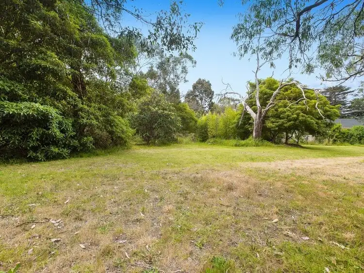 8A Armagh Road, Frankston South VIC 3199