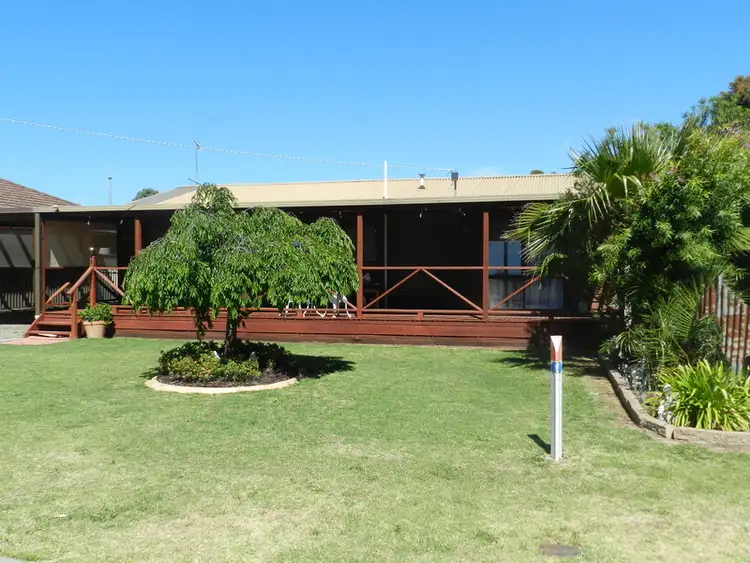 11 Cook Drive, Shepparton East VIC 3631