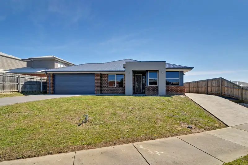 Main view of Homely house listing, 5 Connaught Way, Traralgon VIC 3844