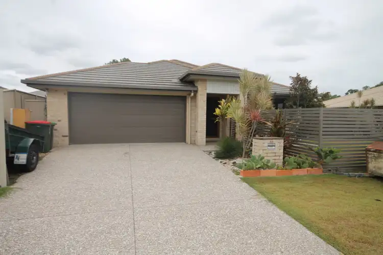 4 A Camille Crescent, Wynnum West QLD 4178
