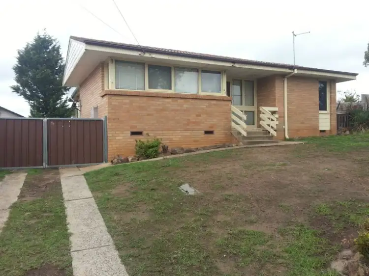 94 College Road, Bathurst NSW 2795