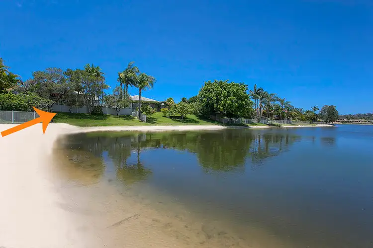 92 Auk Avenue, Burleigh Waters QLD 4220