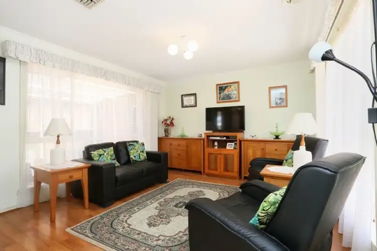 Second view of Homely unit listing, 3/19 Adelaide Street, St Albans VIC 3021