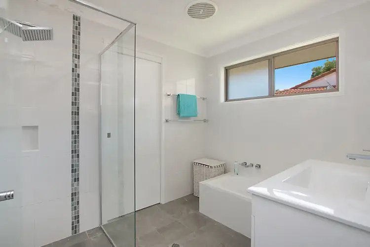 Fourth view of Homely semi-detached listing, 2/10 Chardonnay Crescent, Tweed Heads South NSW 2486