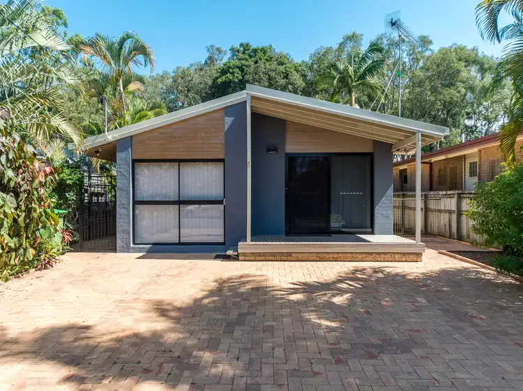 65 Nalkari Street, Coombabah QLD 4216