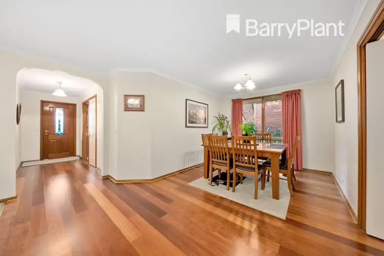 Fifth view of Homely house listing, 8 Nathan Court, Pakenham VIC 3810