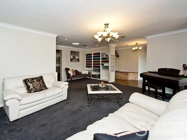 6 Clemros Way, Leeming WA 6149