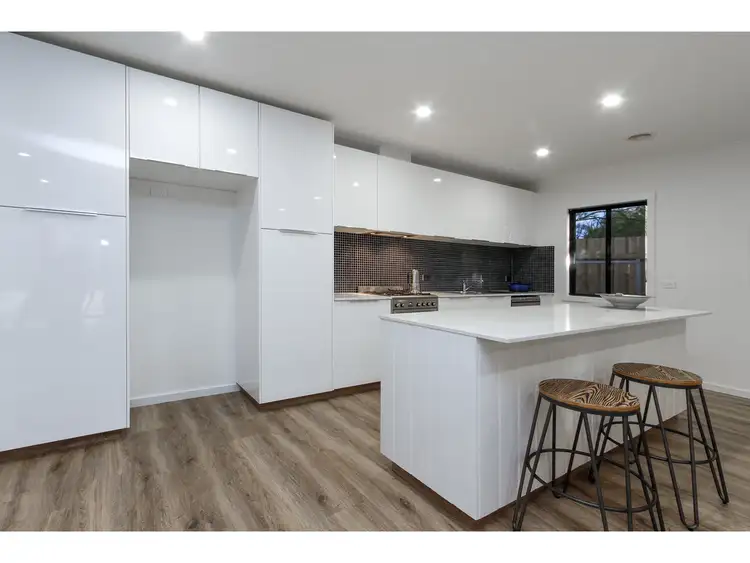 Fifth view of Homely unit listing, 33A Palmerston Street, Sale VIC 3850