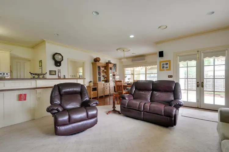 Fifth view of Homely house listing, 9 Chisholm Court, Traralgon VIC 3844