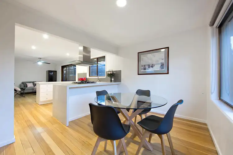 18 Sanderling Crescent, Mornington VIC 3931