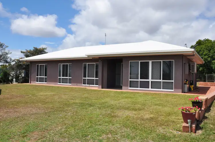 18 Damien Street, Mareeba QLD 4880