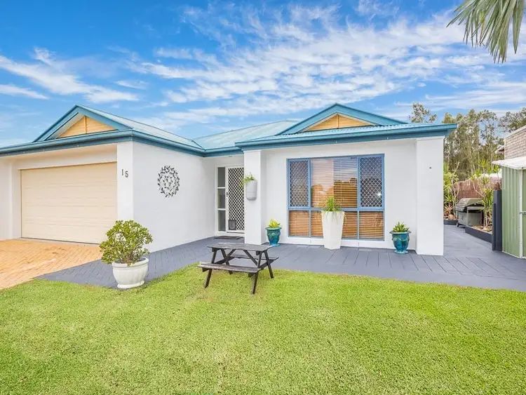 15 Albatross Court, Banksia Beach QLD 4507