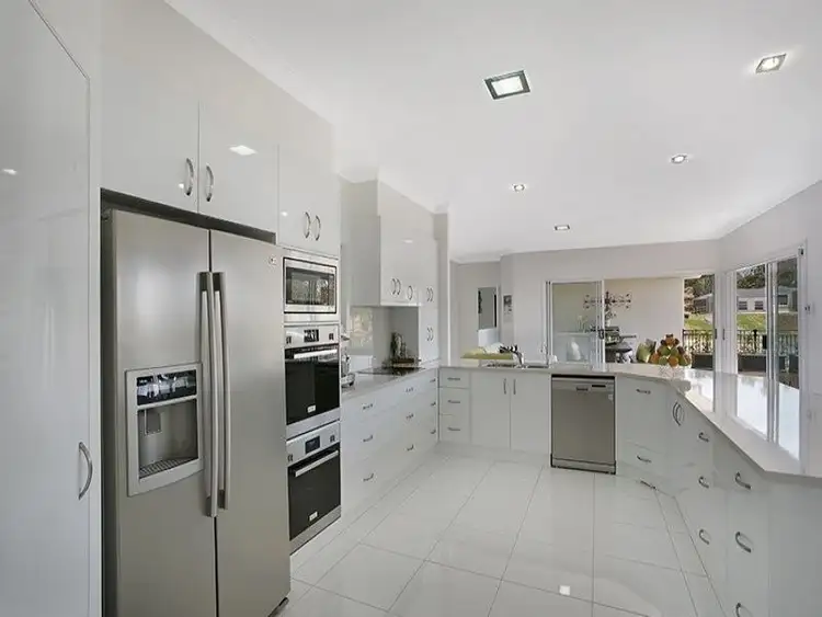 Fourth view of Homely house listing, 2 Guido Avenue, Blue Mountain Heights QLD 4350