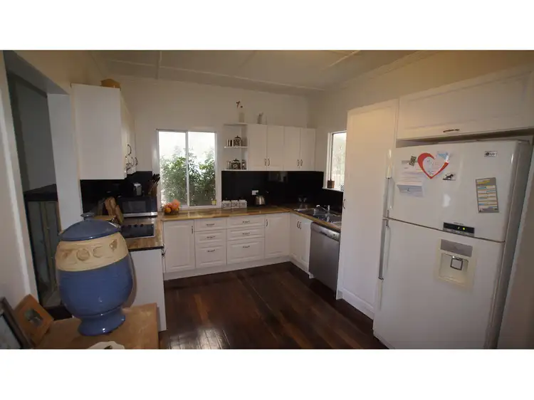 279 Gatton Esk Road, Gatton QLD 4343