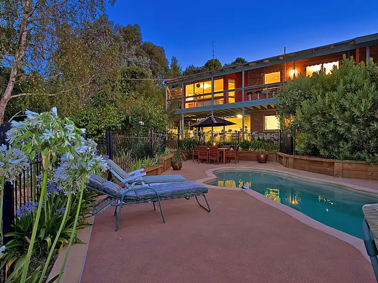 90 Everett Crescent, Barongarook West VIC 3249