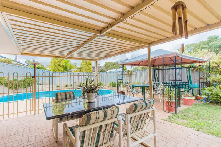 4 Michigan Heights, Success WA 6164