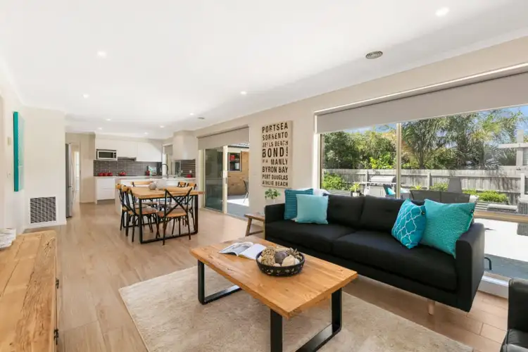 Sixth view of Homely house listing, 2 Eskdale Court, Mornington VIC 3931