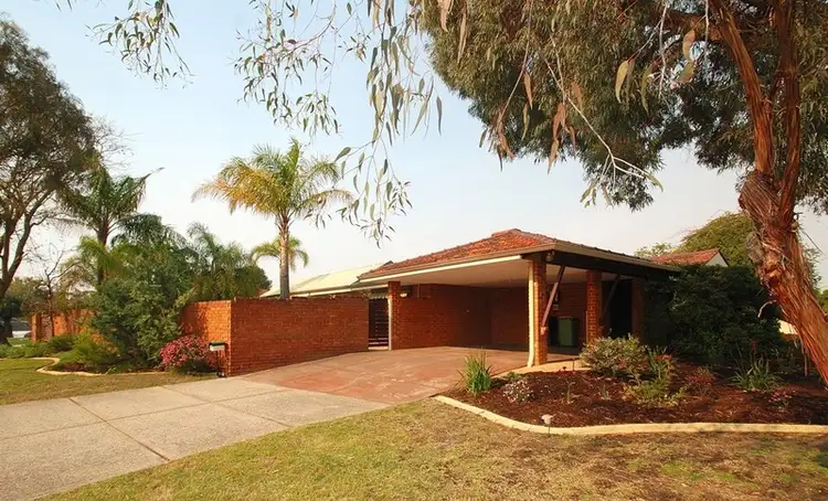 22 Pembury Crescent, Ferndale WA 6148