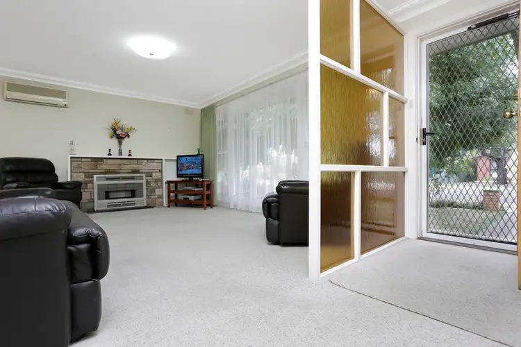 Second view of Homely house listing, 1 Quigley Street, Hamilton VIC 3300