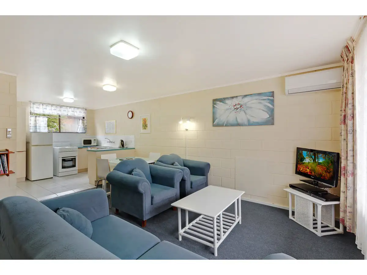 Main view of Homely unit listing, 4/6 Sapphire Coast Drive, Merimbula NSW 2548