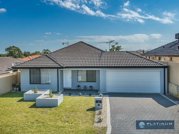 5 Cortona Grove, Sinagra WA 6065