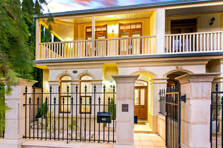 14C Sussex Street, Glenelg SA 5045