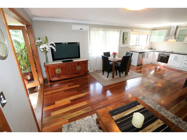 Fifth view of Homely house listing, 6 Carefree Street, Coochiemudlo Island QLD 4184