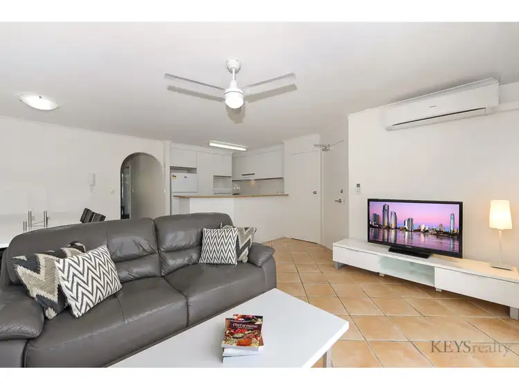 Sixth view of Homely apartment listing, 3/1 Cronin Avenue, Main Beach QLD 4217