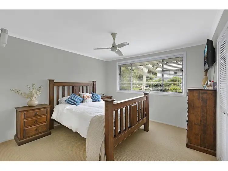 Fifth view of Homely house listing, 16 Margherita Avenue, Bateau Bay NSW 2261