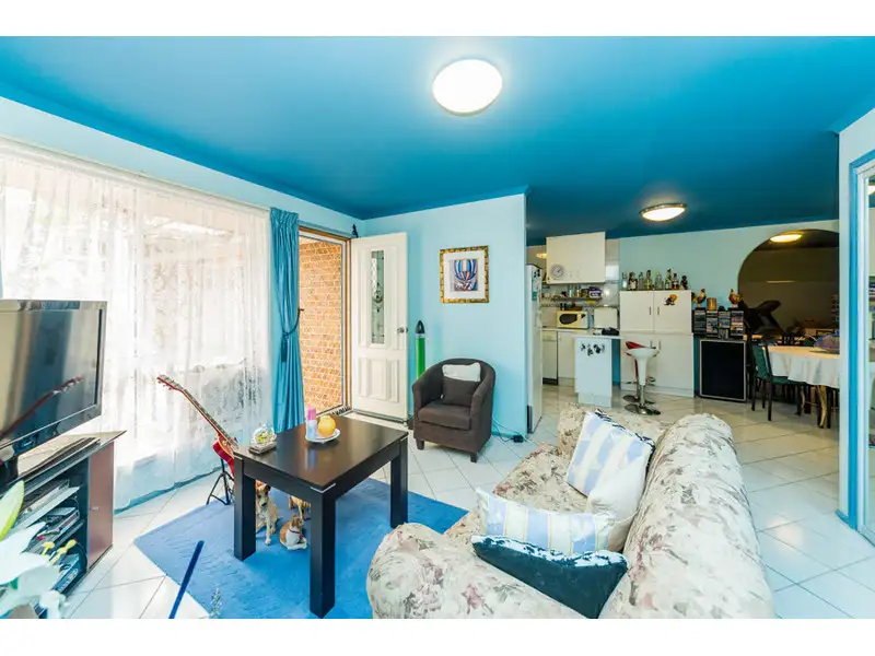 Main view of Homely semi-detached listing, 1/72 Kangaroo Avenue, Coombabah QLD 4216