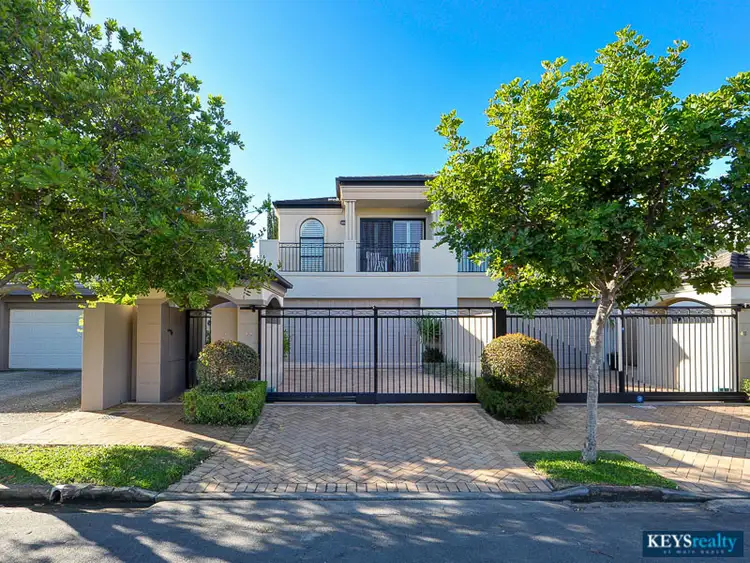 Fourth view of Homely villa listing, 1/49 Cronin Avenue, Main Beach QLD 4217