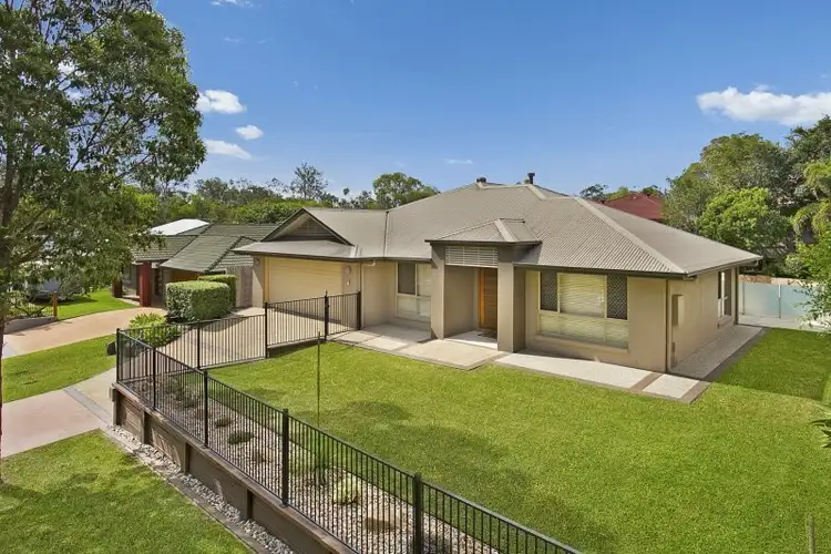 8 Jacksonia Drv, Seventeen Mile Rocks QLD 4073